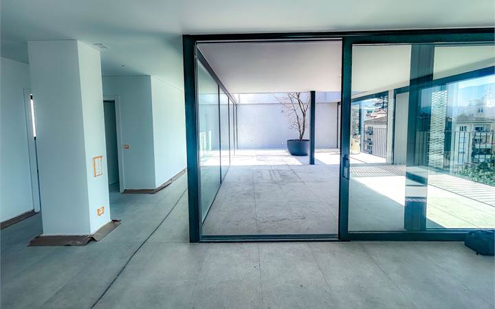 PENTHOUSE IN STRATEGIC LOCATION WITH OPEN VIEW