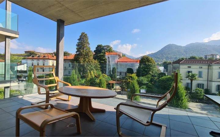 BALERNA: 3.5 SEMI ARREDATO CON DUE POSTEGGI (anche secondario)