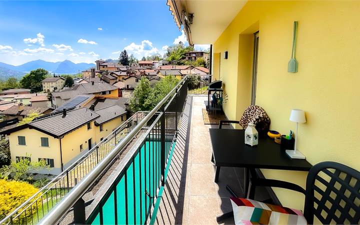 APARTMENT WITH LARGE BALCONY AND OPEN VIEW