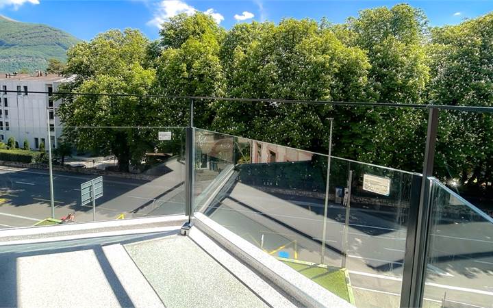 Stylish renoveted 3 rooms apartment with terraces
