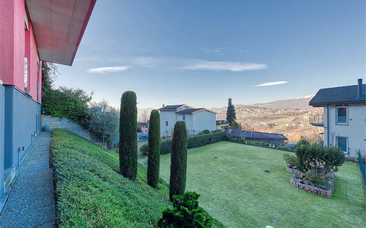 VILLA WITH PANORAMIC VIEW