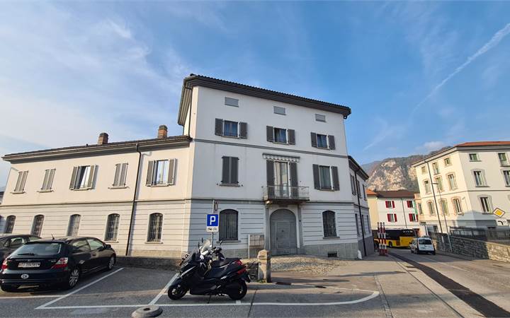GRANDE APPARTAMENTO RISTRUTTURATO 4,5 LOCALI