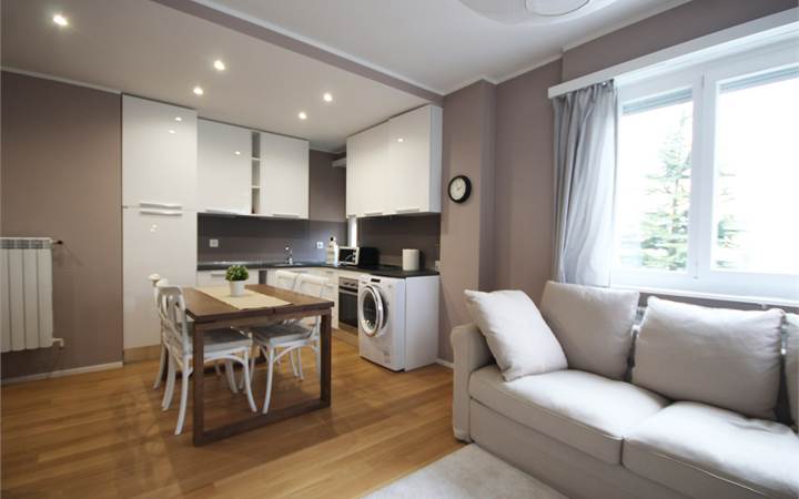 Paradiso: renovated flat in the centre