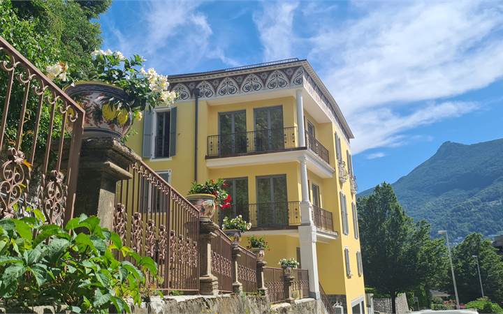 LUGANO: PRESTIGIOSA VILLA DI LUSSO IN CENTRO