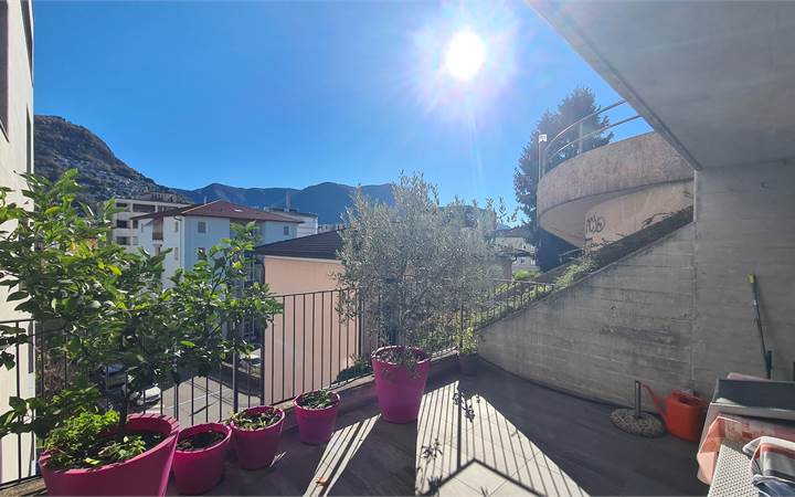 LUGANO: MODERN 4.5 ROOMS FLAT WITH BIG TERRACE