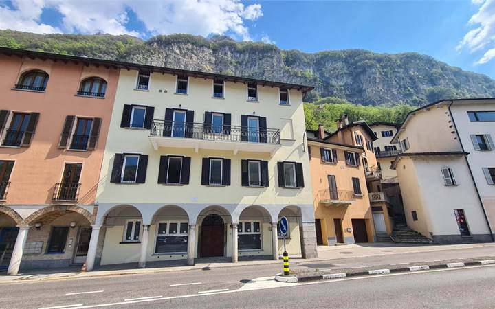 MENDRISIO CAPOLAGO: 3.5 LOC. VISTA LAGO - secondario