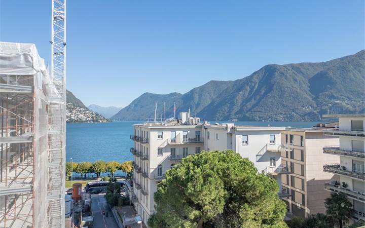 Esclusivo nuovo appartamento in prossimità Lago e Centro Città