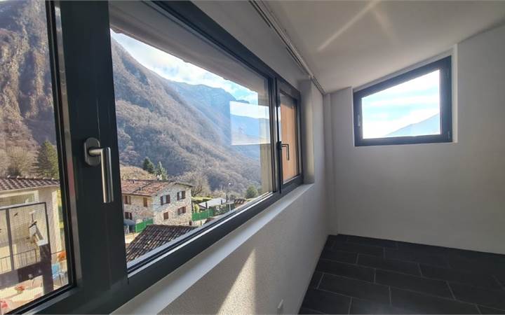 ROVIO CORE VILLAGE: NICE 2.5 ROOMS FLAT 