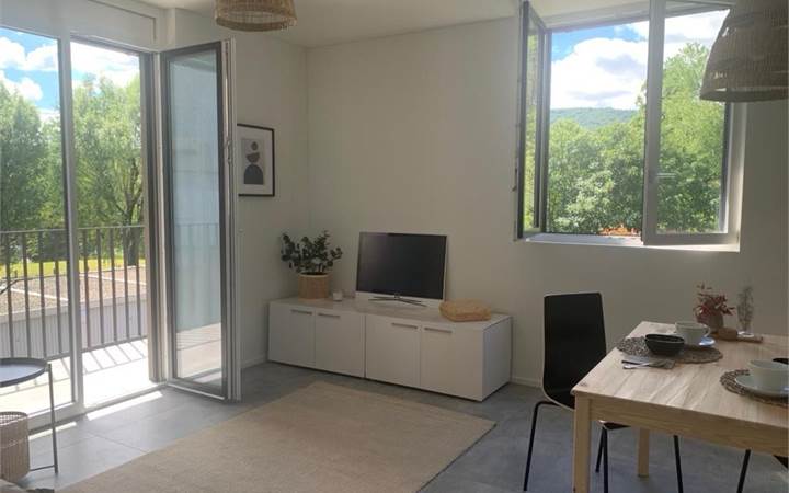 Vacallo: moderno e luminoso bilocale