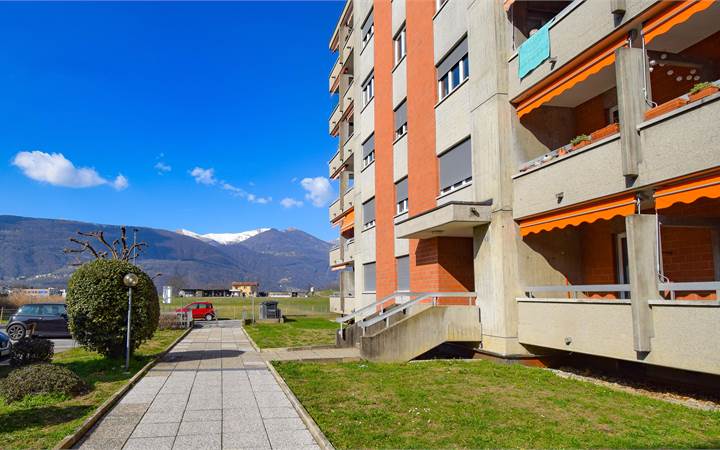 MASSAGNO: 3,5 LOCALI CON BALCONE