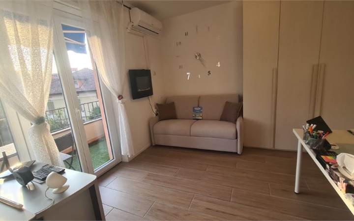 VACALLO: APPARTAMENTINO 2 LOC. ARREDATO CON GARAGE