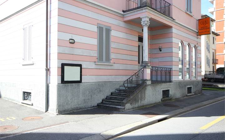 Lugano: 4 room office in a strategic location