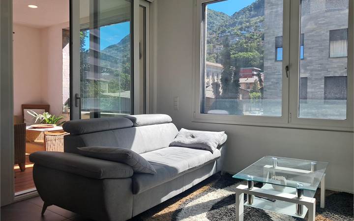 Lugano: appartamento arredato di 3,5 locali alto standing a due passi dal lago